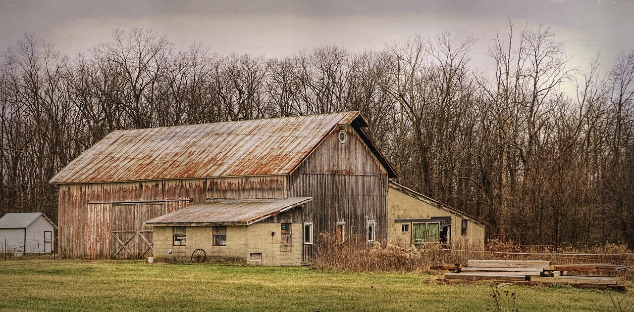 barn rustic barns free photo