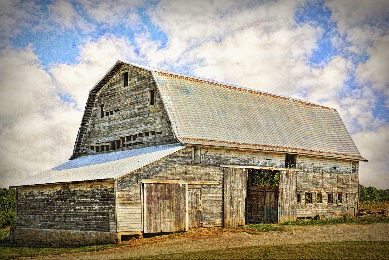 barn rustic barns free photo