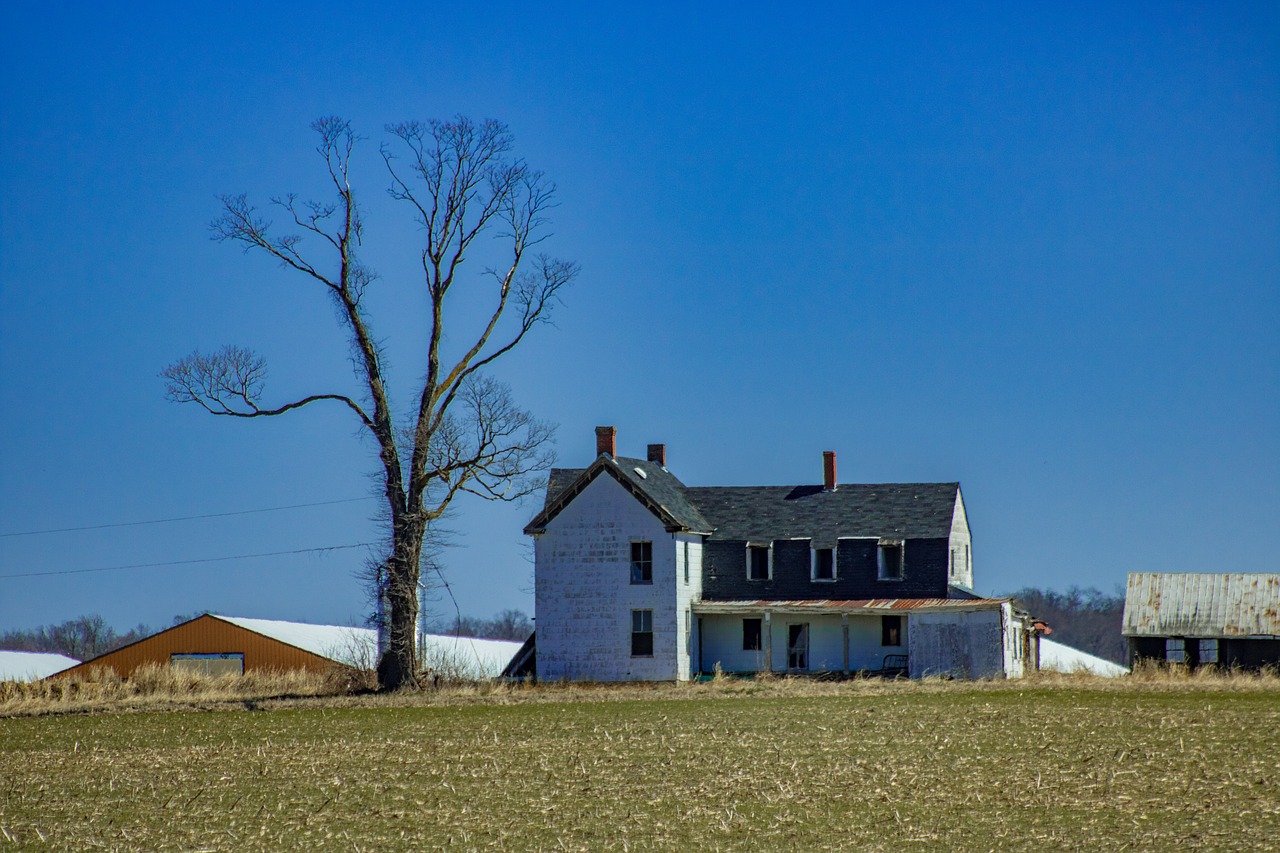 barn house farm free photo