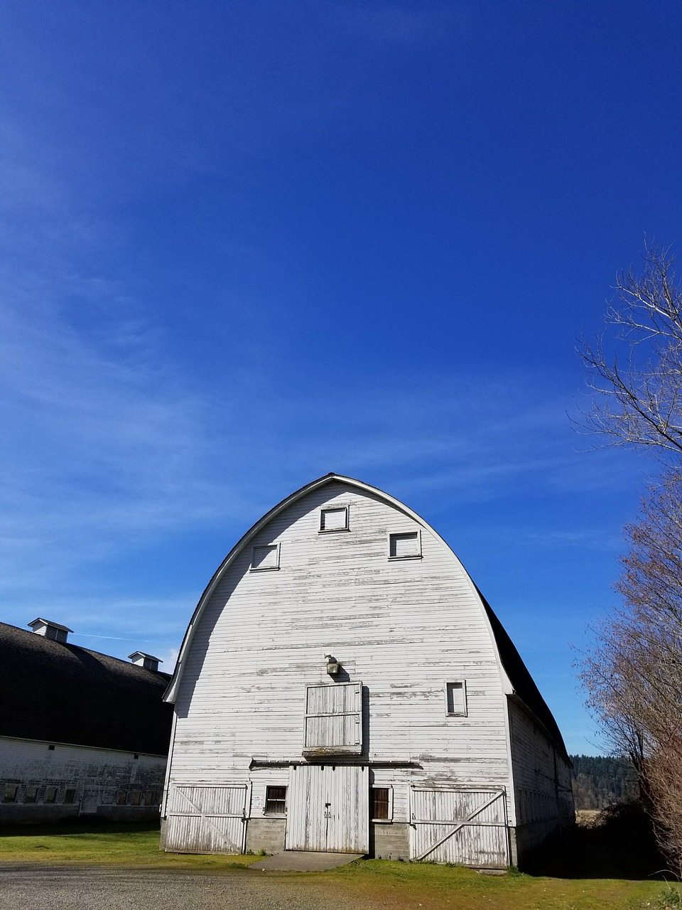 barn farm building free photo