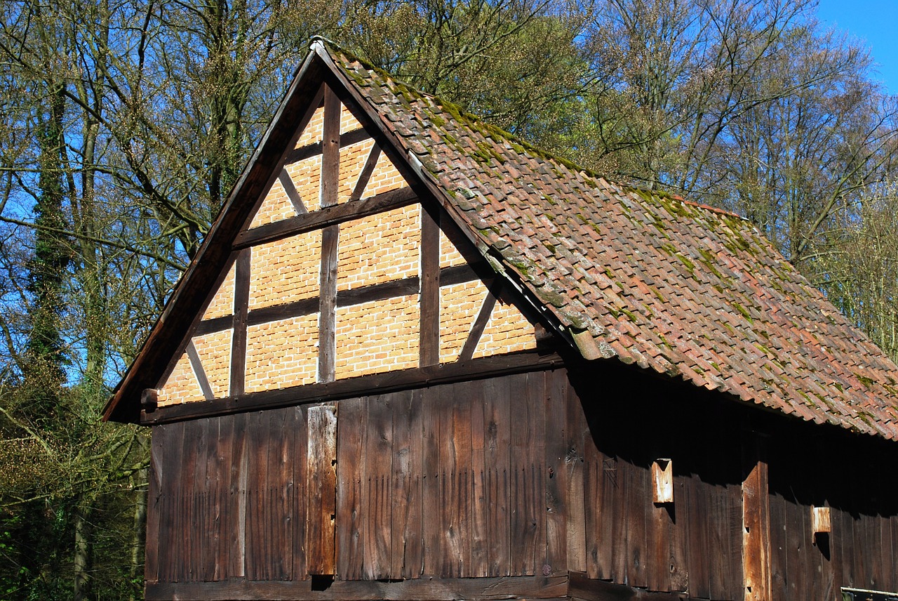 barn farm rural free photo