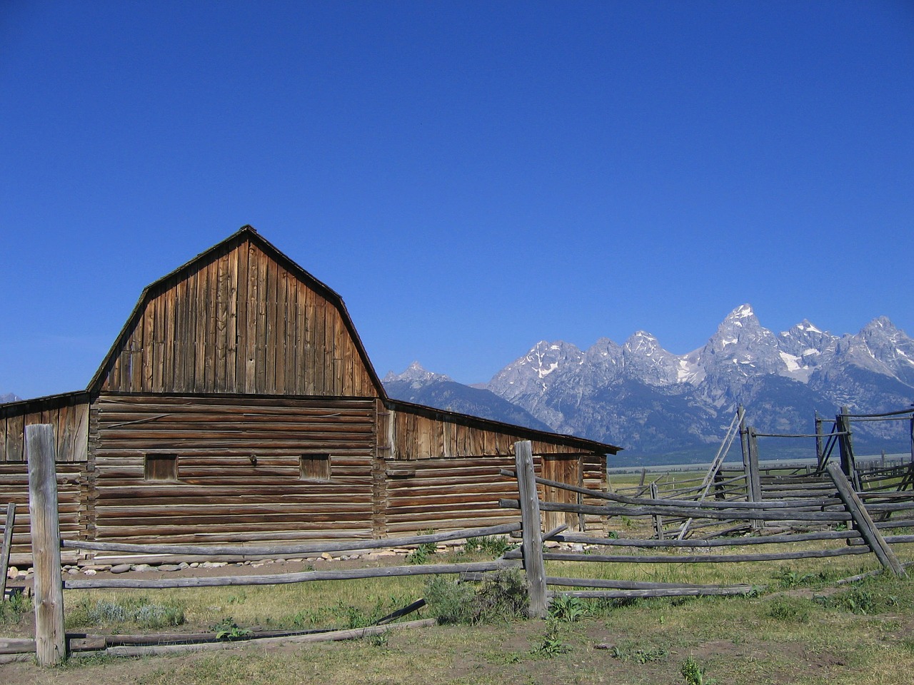 barn rural grand teton national park free photo