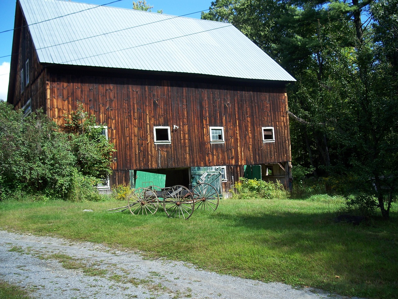 barn farm vintage free photo