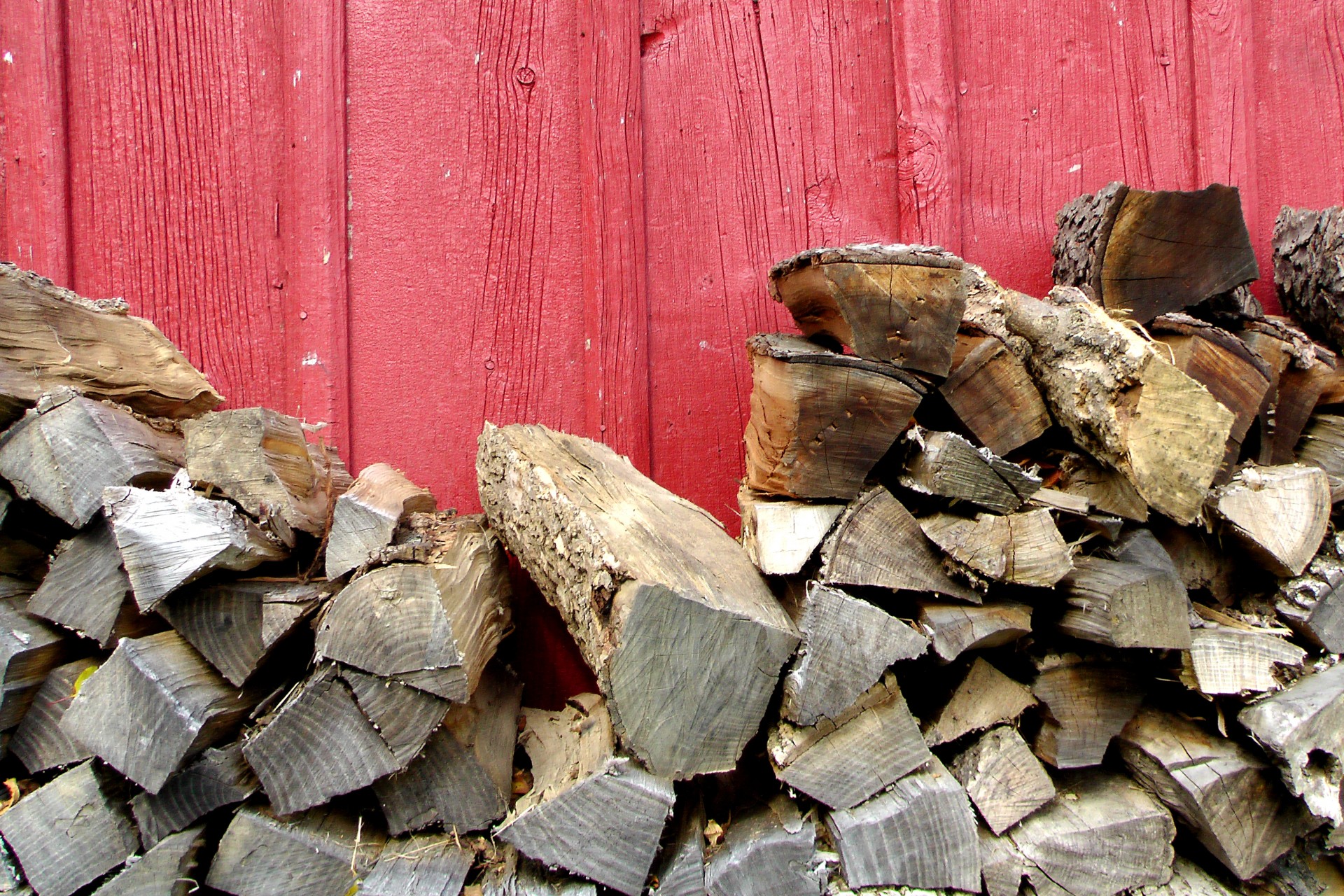 barn wood chopped wood free photo