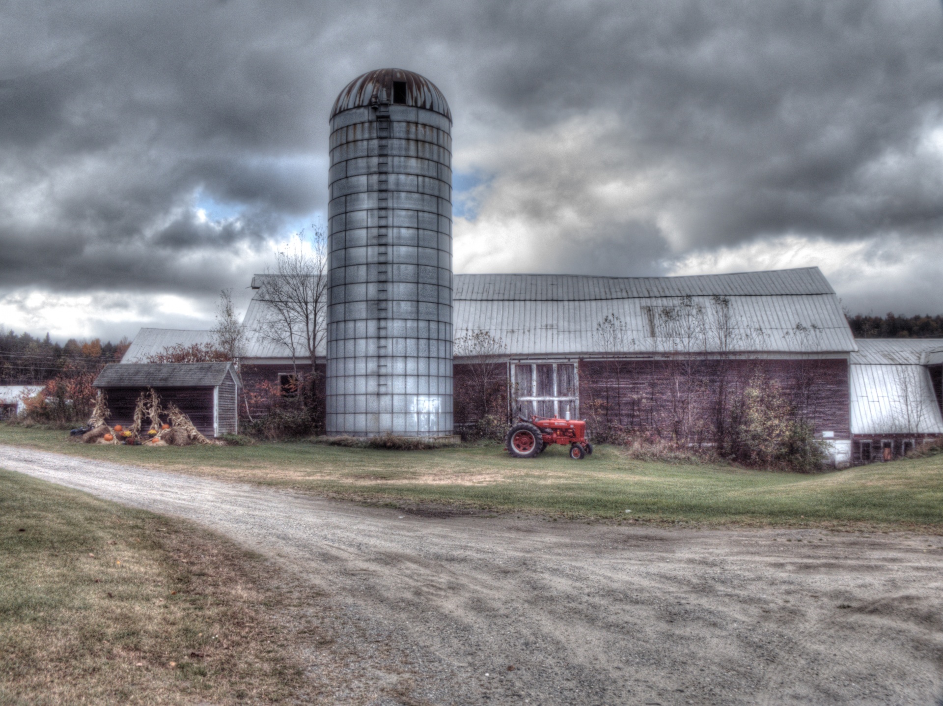 tractor tractors old free photo