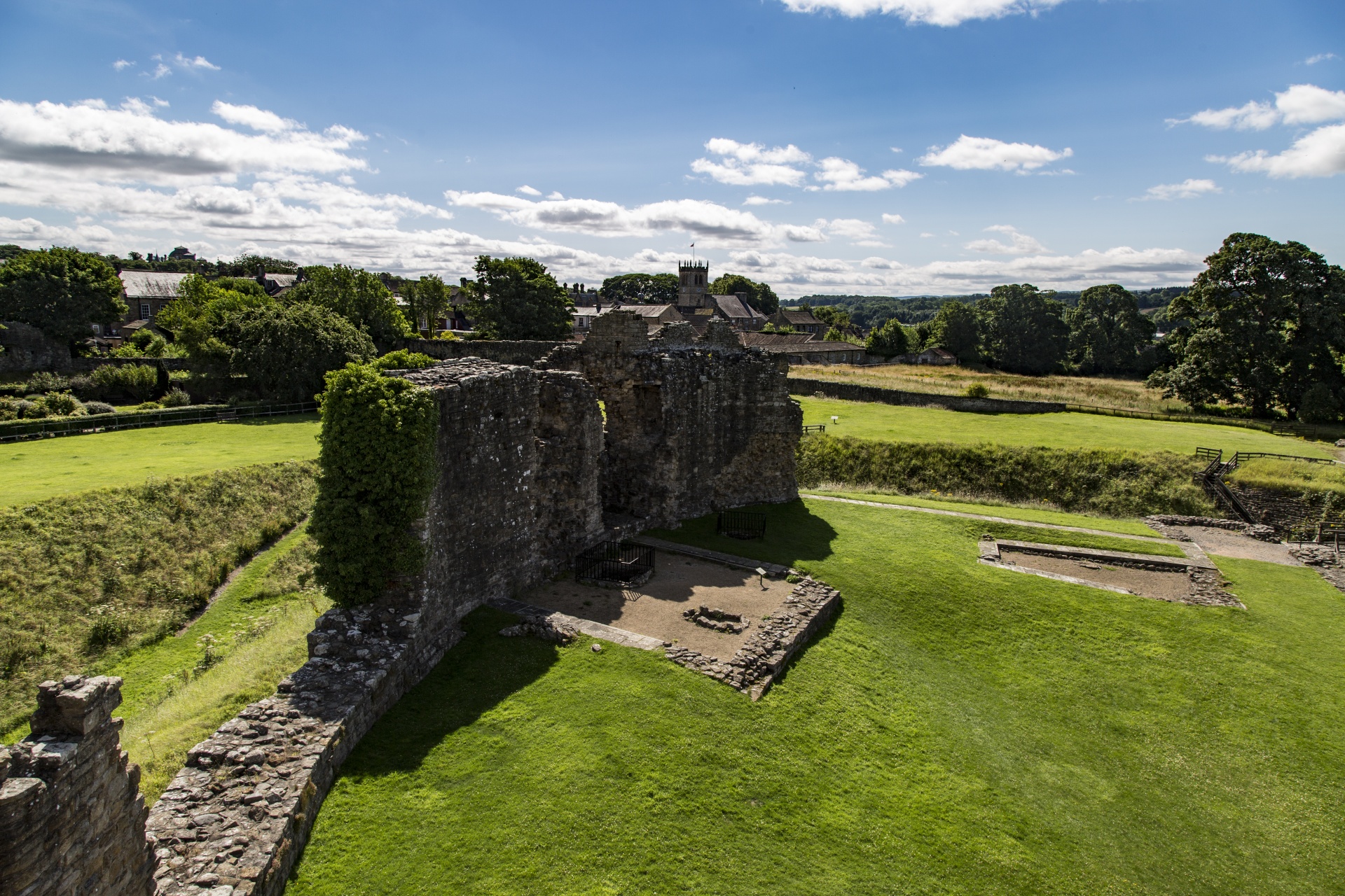 stone building castle free photo