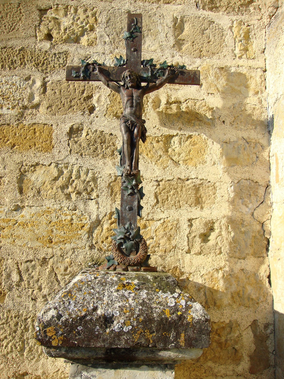 barran france wayside cross free photo