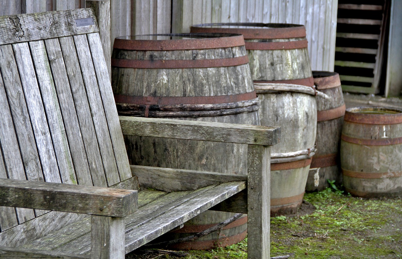 barrels wood seat free photo