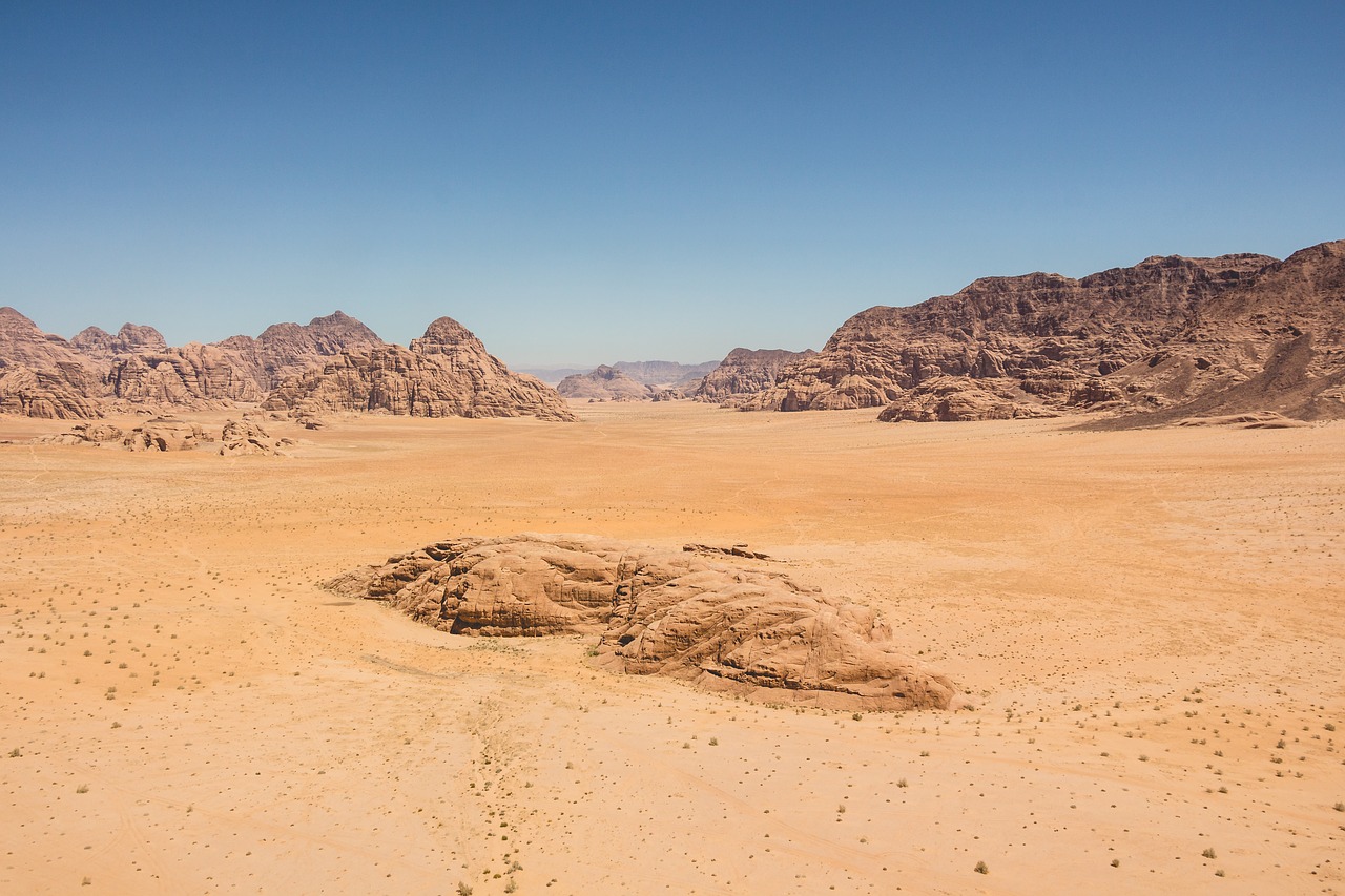 barren desert dry free photo