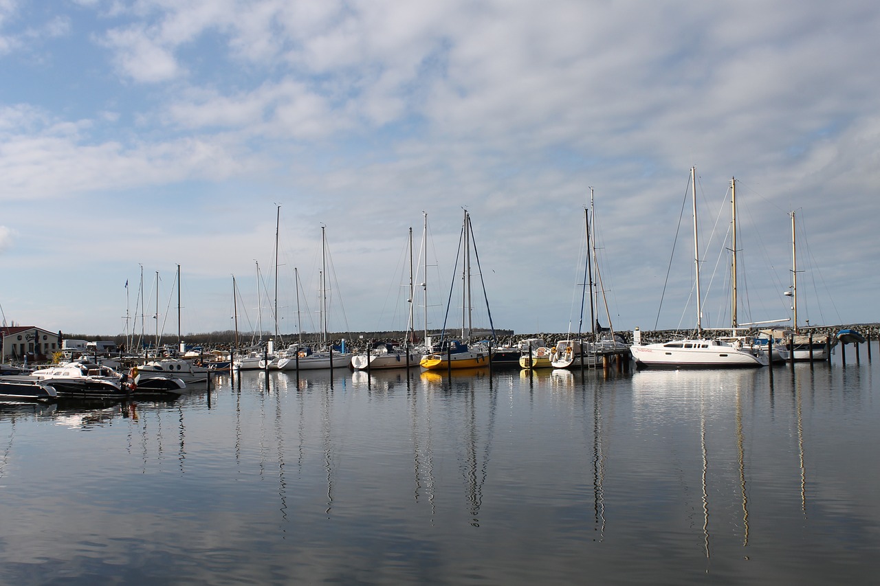 barth port sailing boat free photo