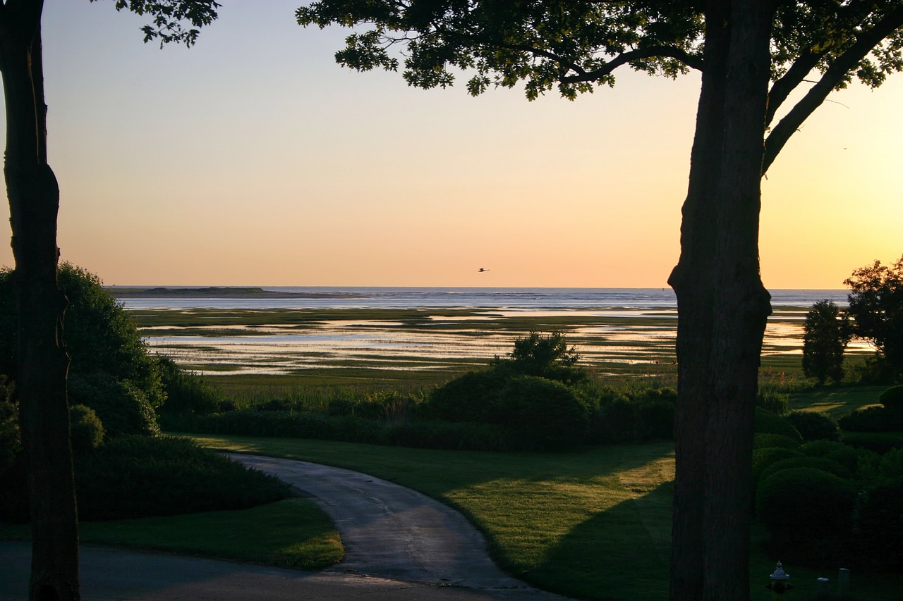 bartlett's island massachusetts landscape free photo