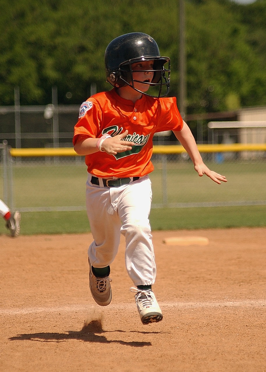 baseball runner little league free photo