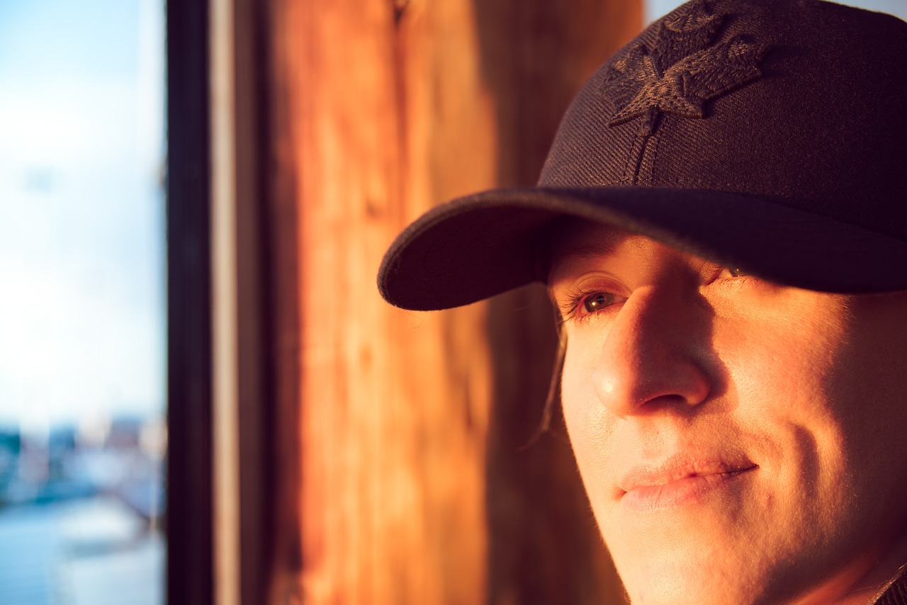 baseball cap  eyes  happy free photo