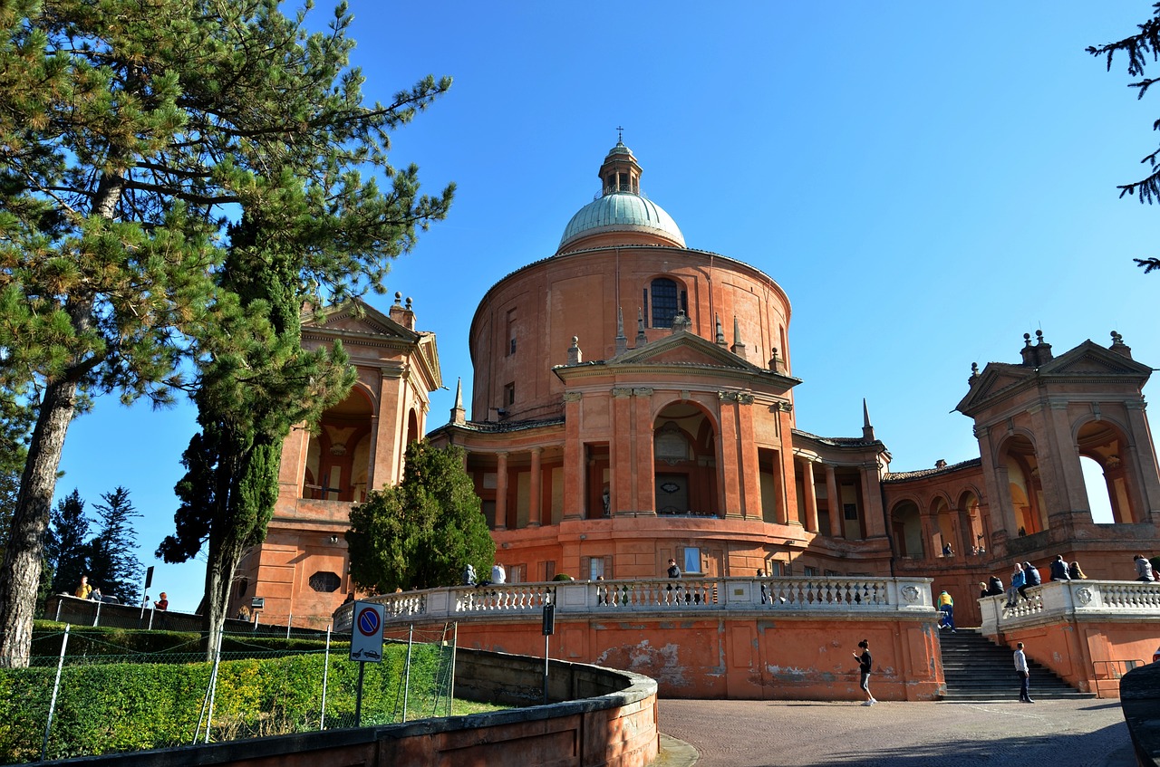 basilica san luca bologna free photo
