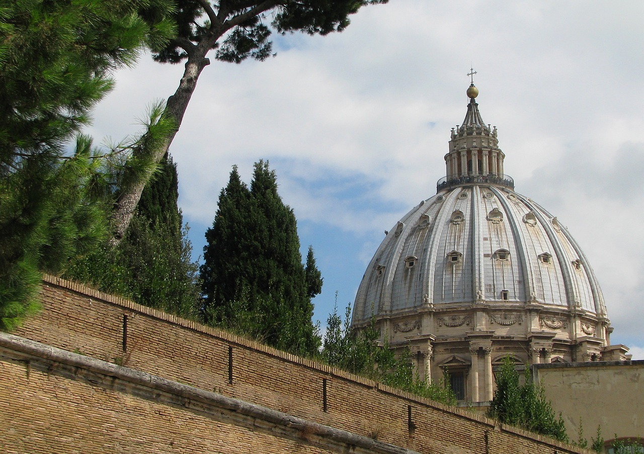 basilica  dome  rome free photo