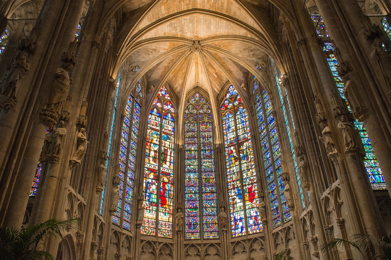 basilica  cathedral  architecture free photo