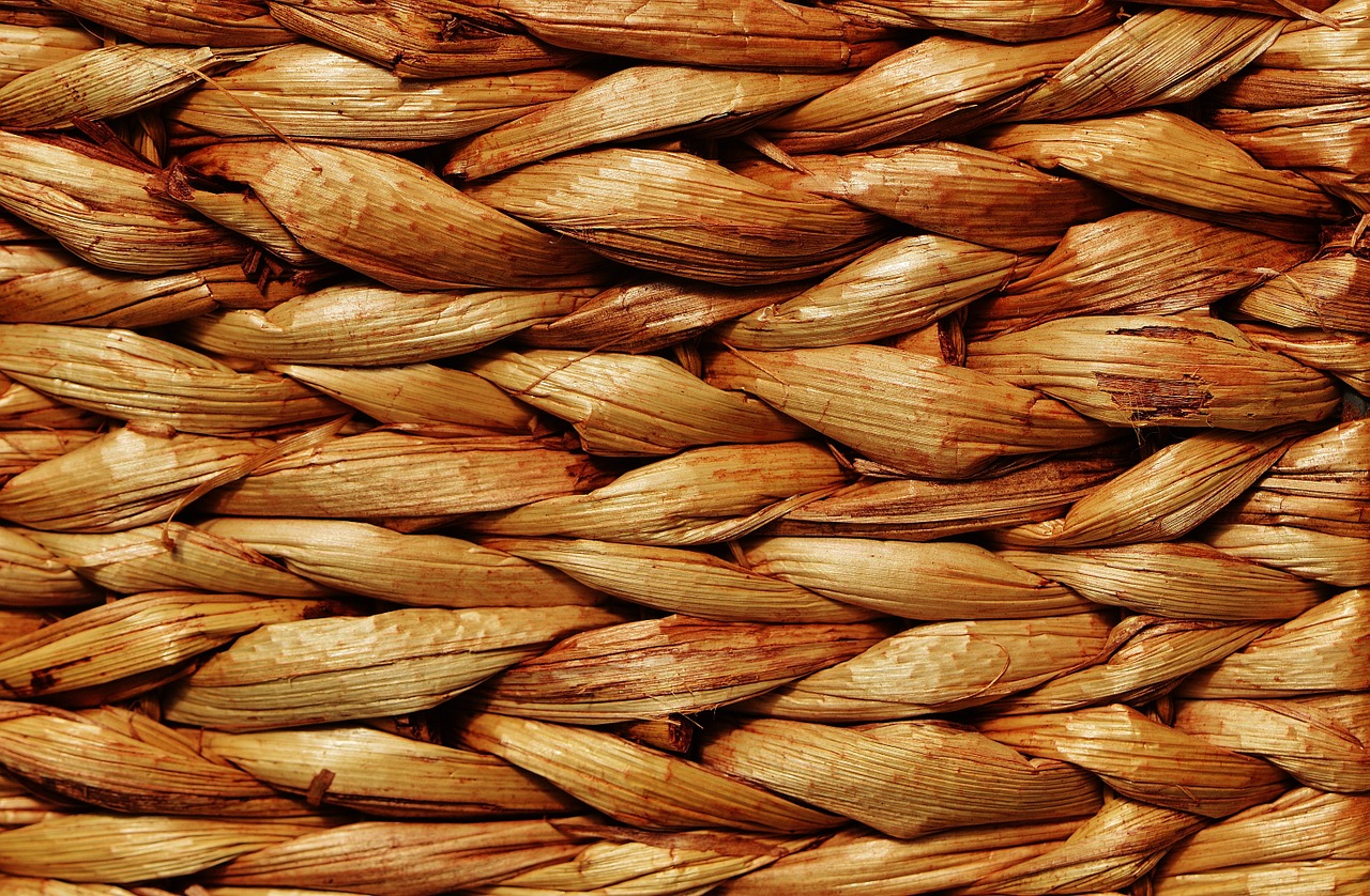 basket woven structure free photo