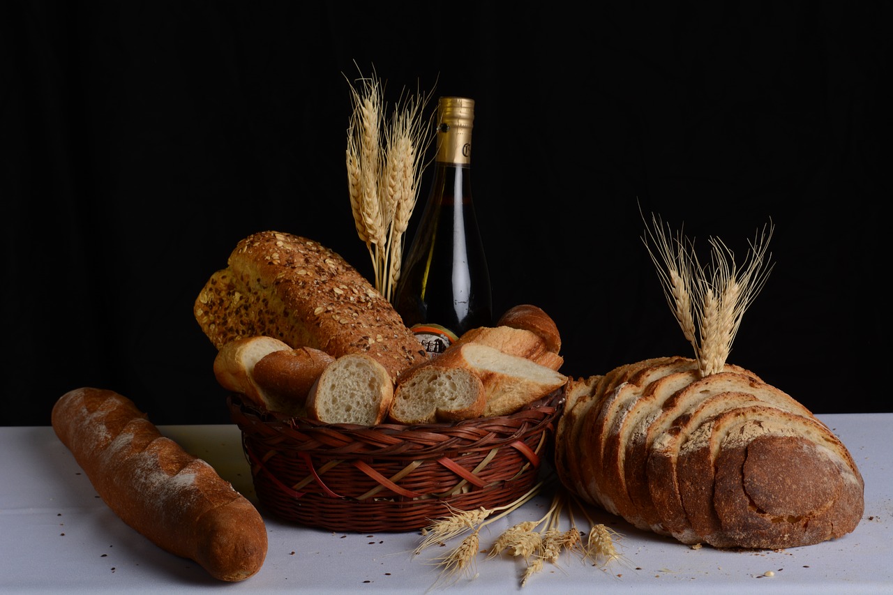 basket breads food free photo