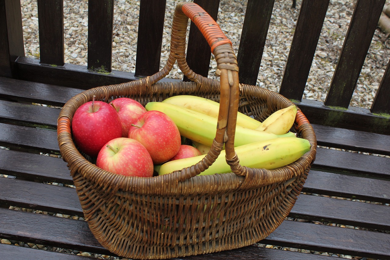 basket fruit apples free photo