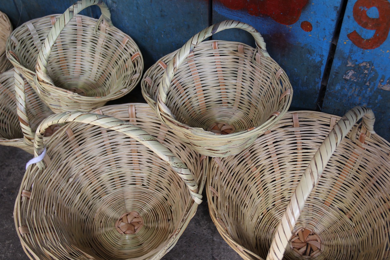 basket market blue free photo