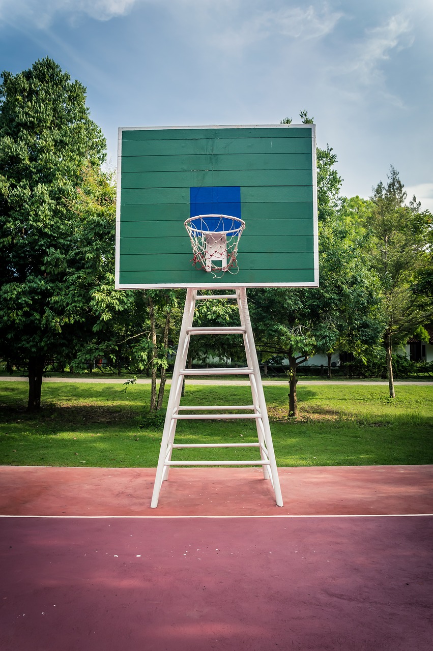 basketball court outdoor free photo
