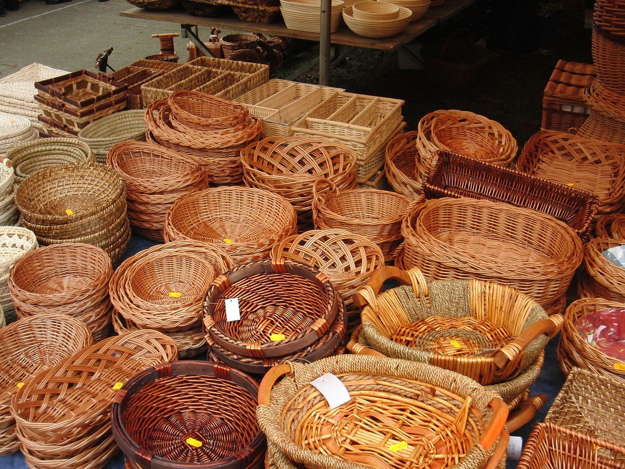 baskets basket brown free photo