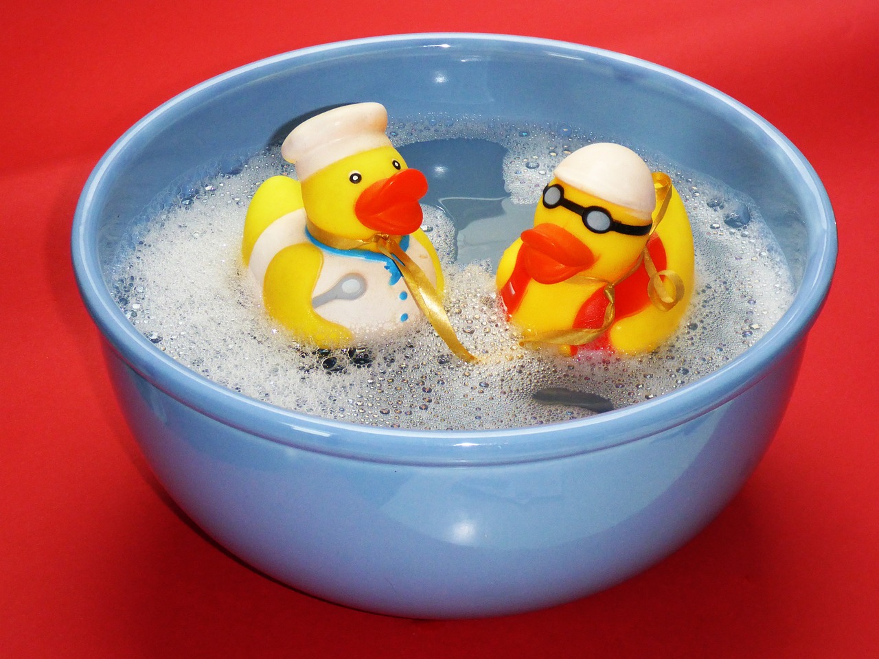 bath splashing ducks free photo