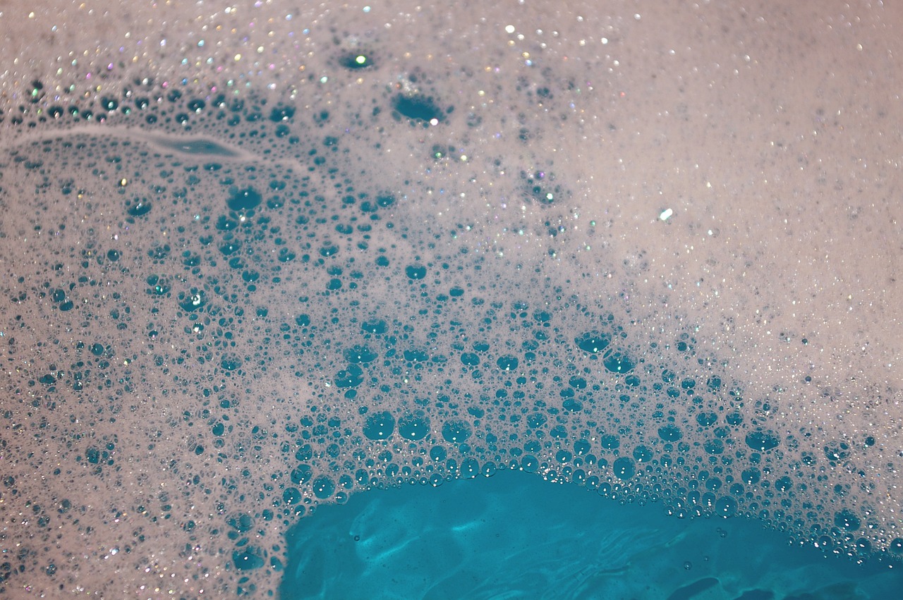 bath water badeschaum soap bubbles free photo