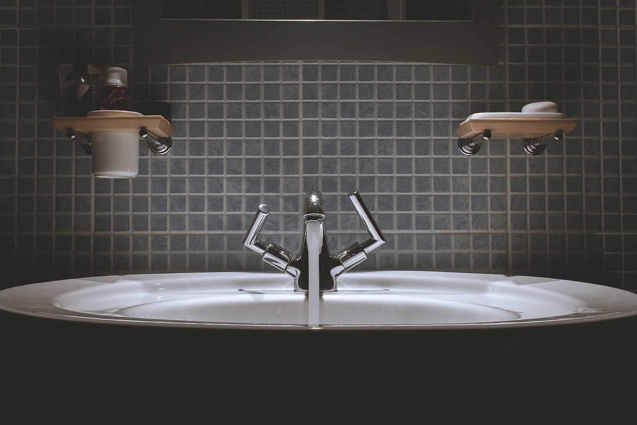 bathroom sink faucet free photo