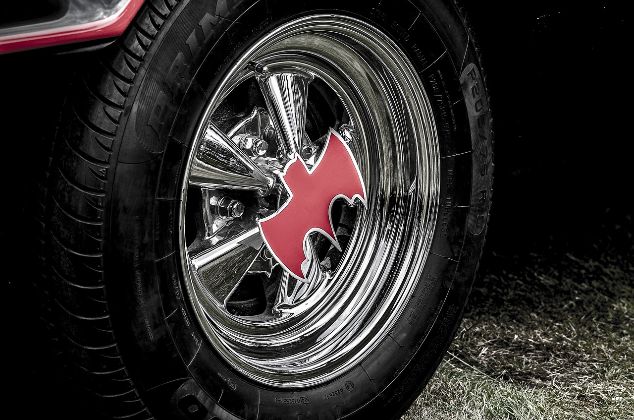 batman car wheel free photo