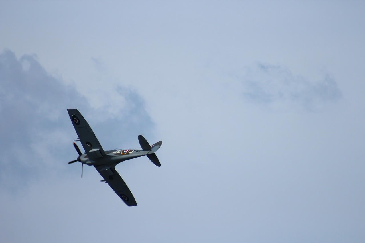 battle of britain airplane airshow plane free photo