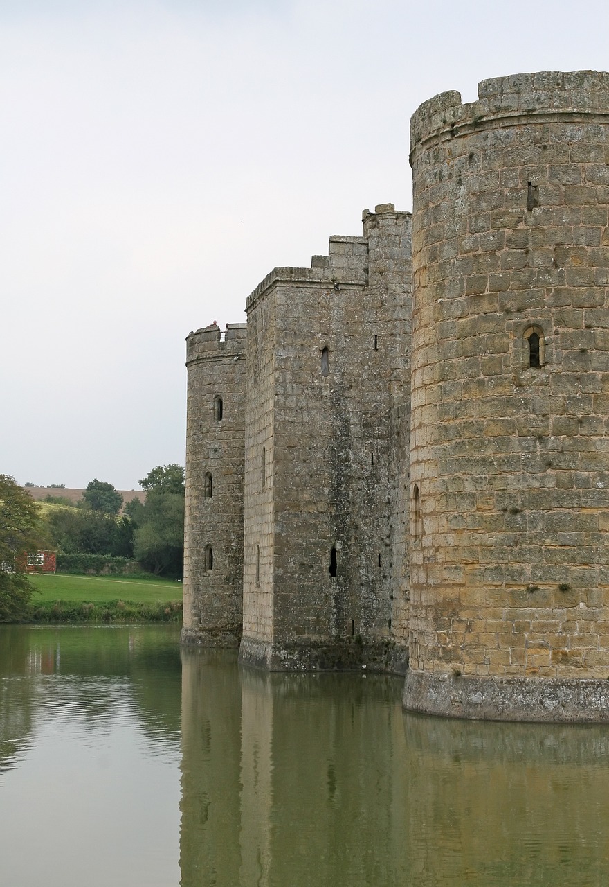 battlements blue britain free photo