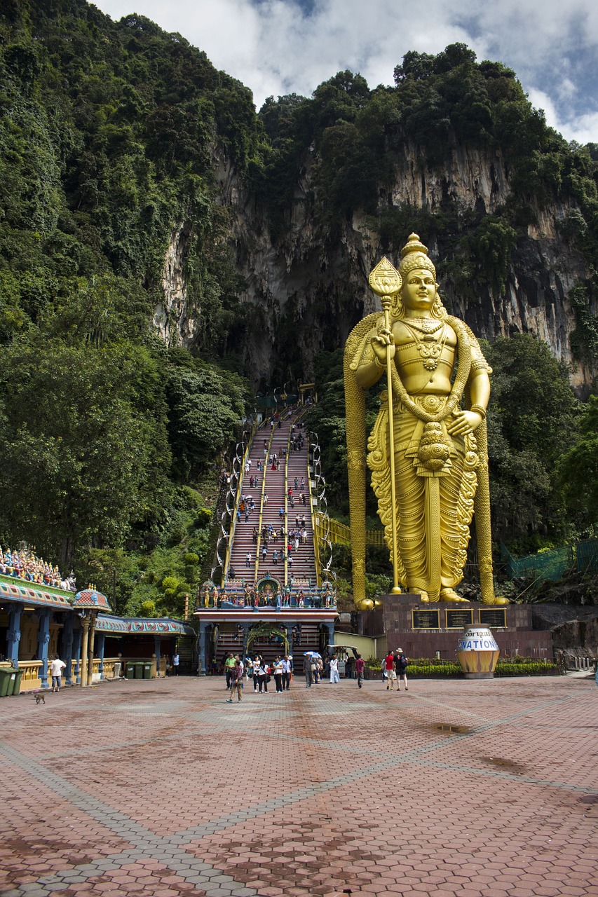 batu caves mala free photo