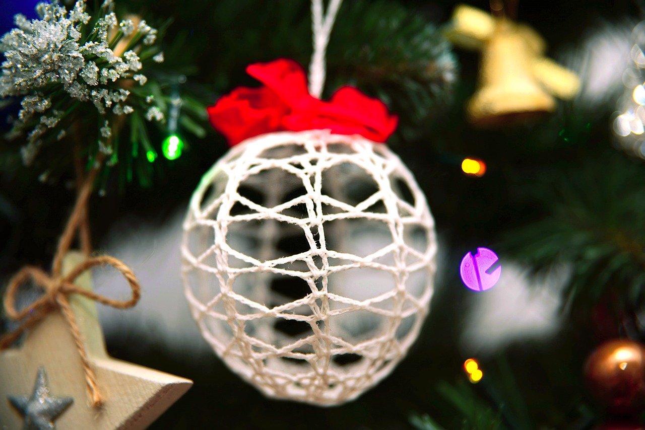 bauble christmas tree ornaments free photo