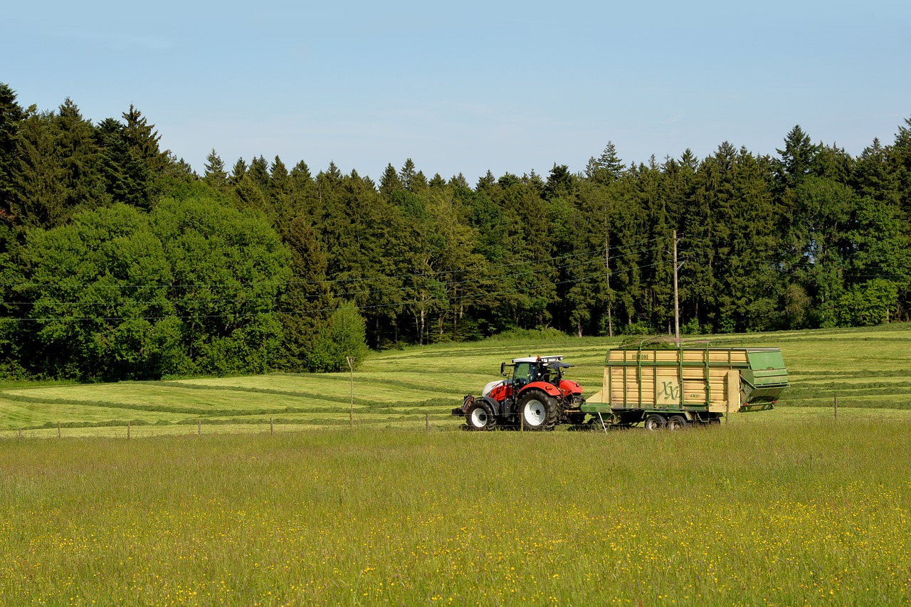 bauer agriculture tractor free photo