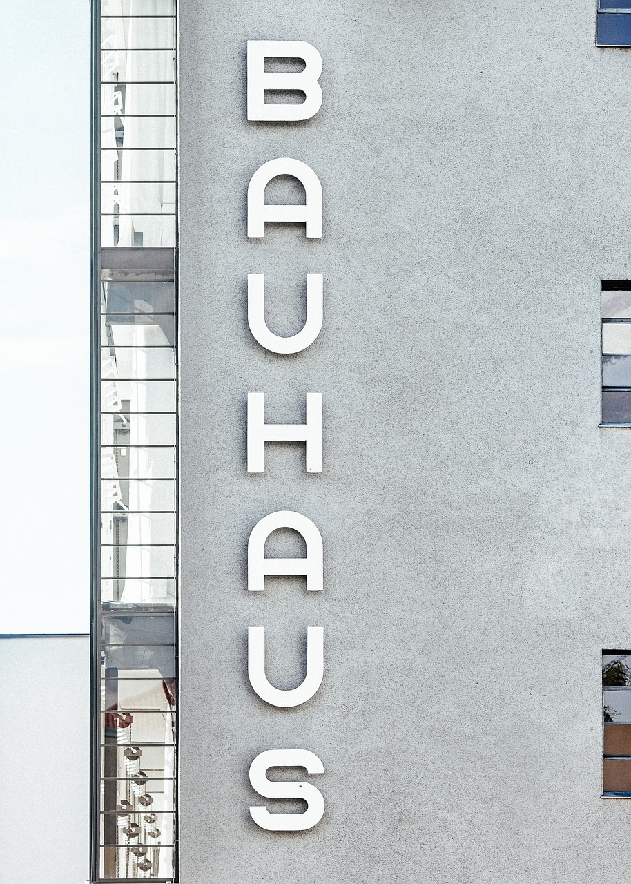 bauhaus text letter free photo