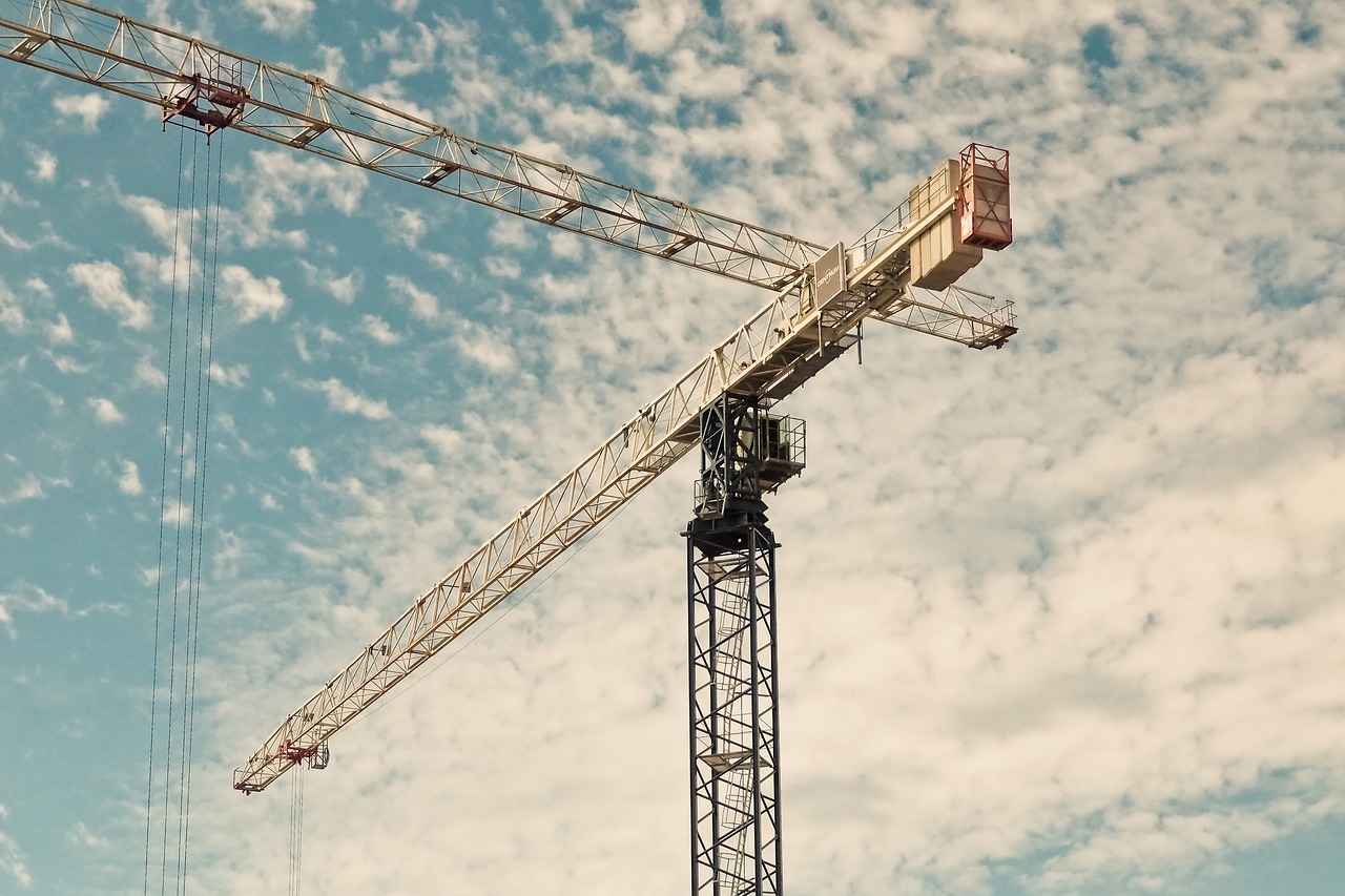 baukran  crane  build free photo