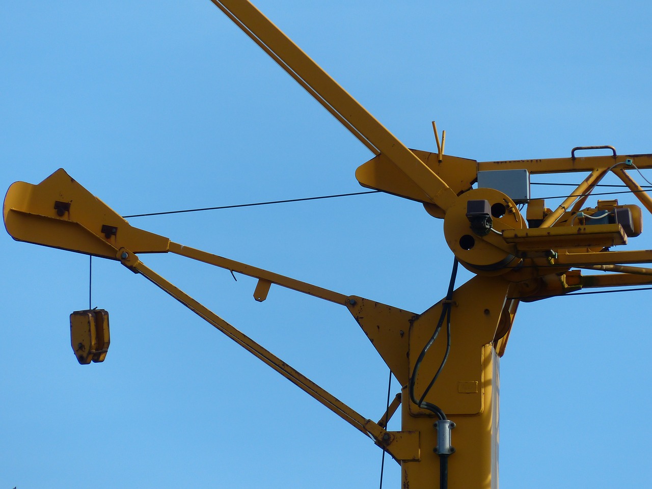 baukran hydraulic crane free photo