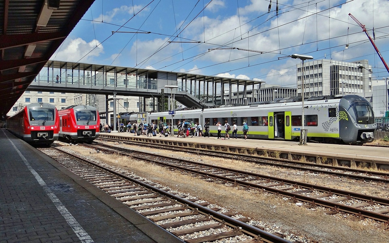 bavarian railway station agilis br 440 free photo