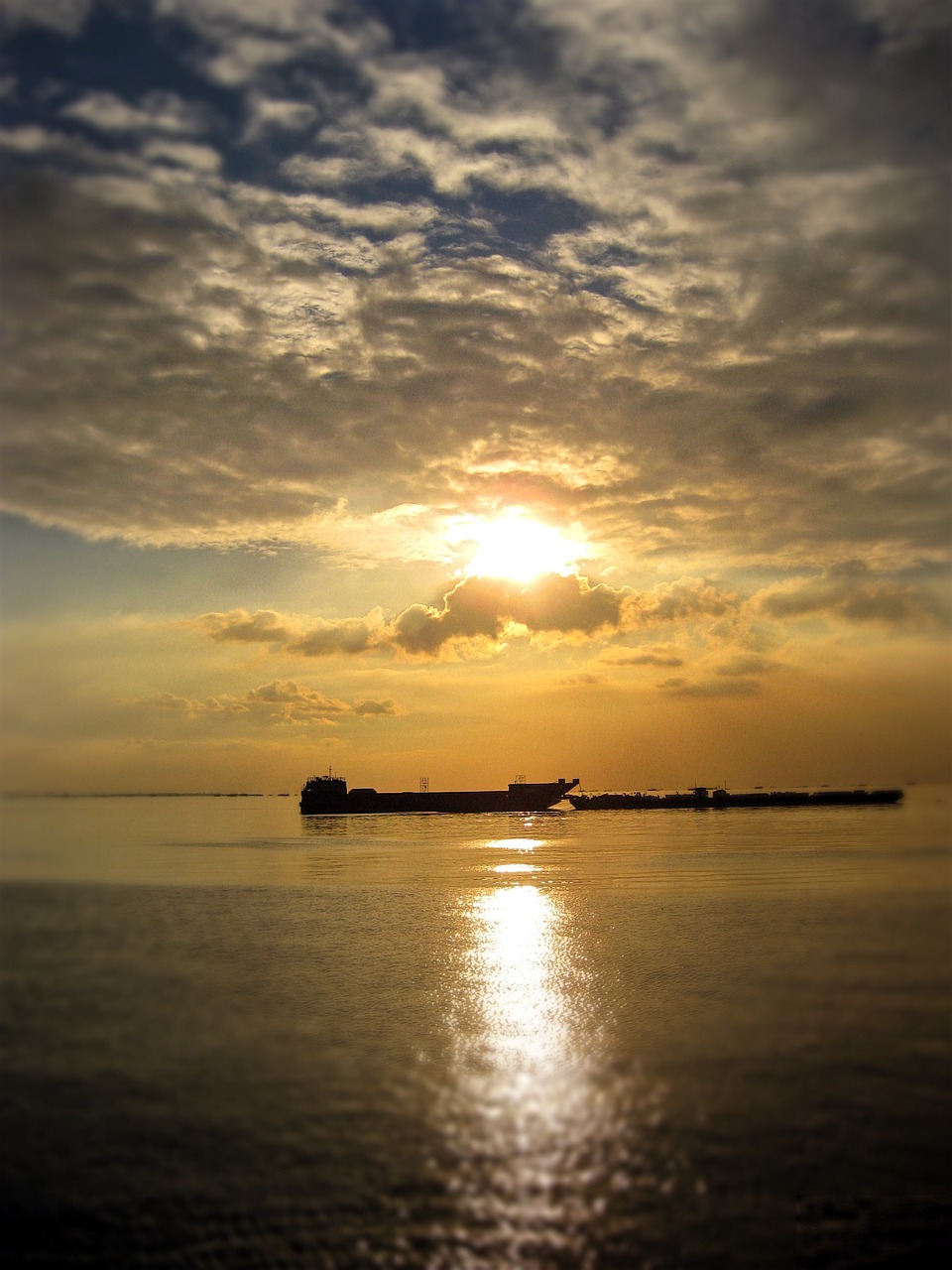 bay boat sunset free photo