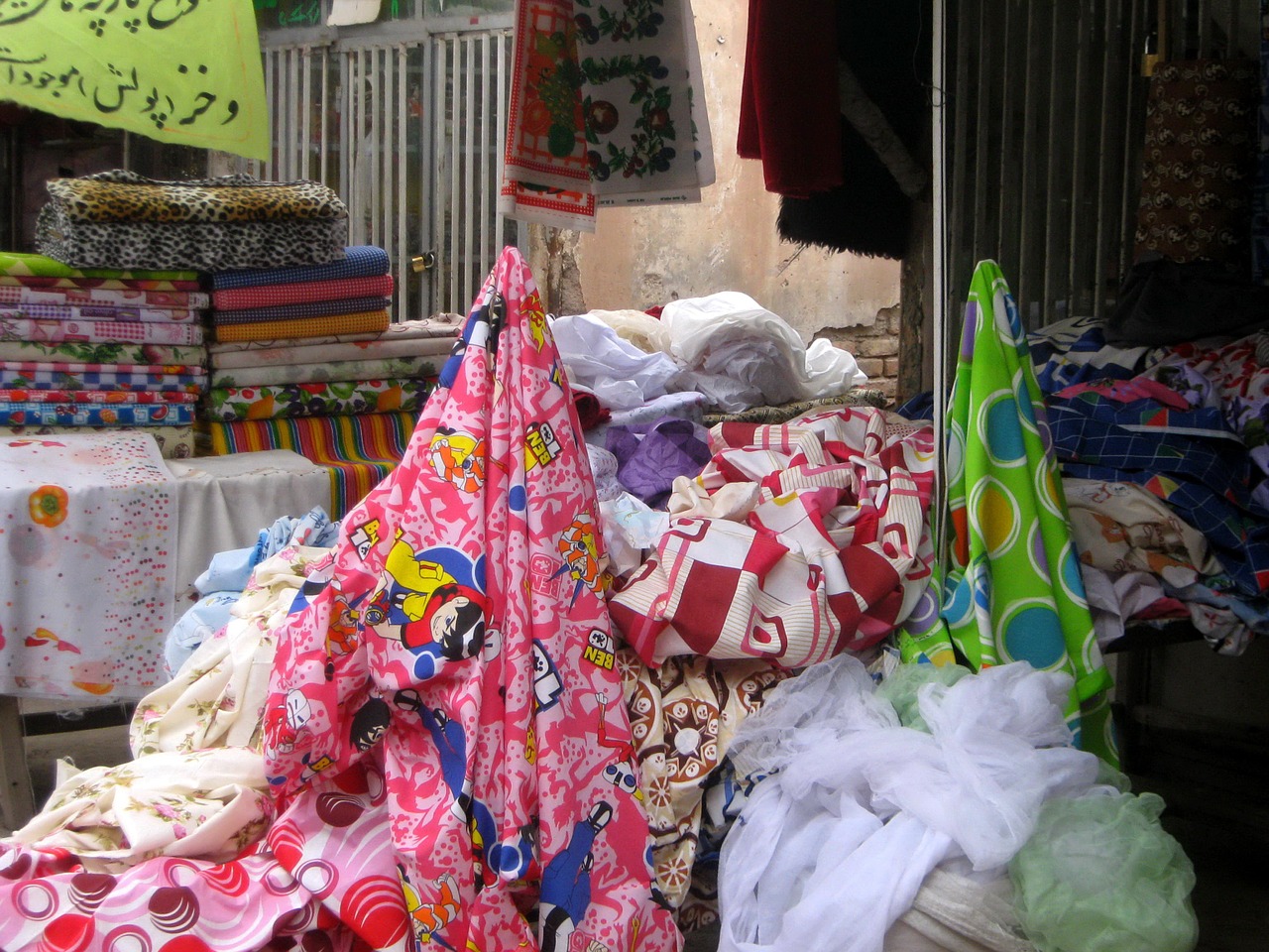 bazaar shop fabric free photo