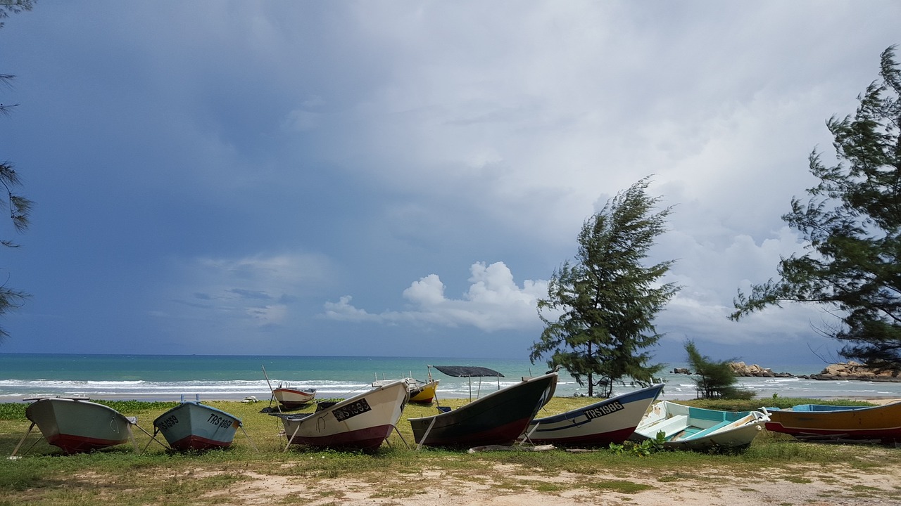 boat fishing boat beautiful free photo