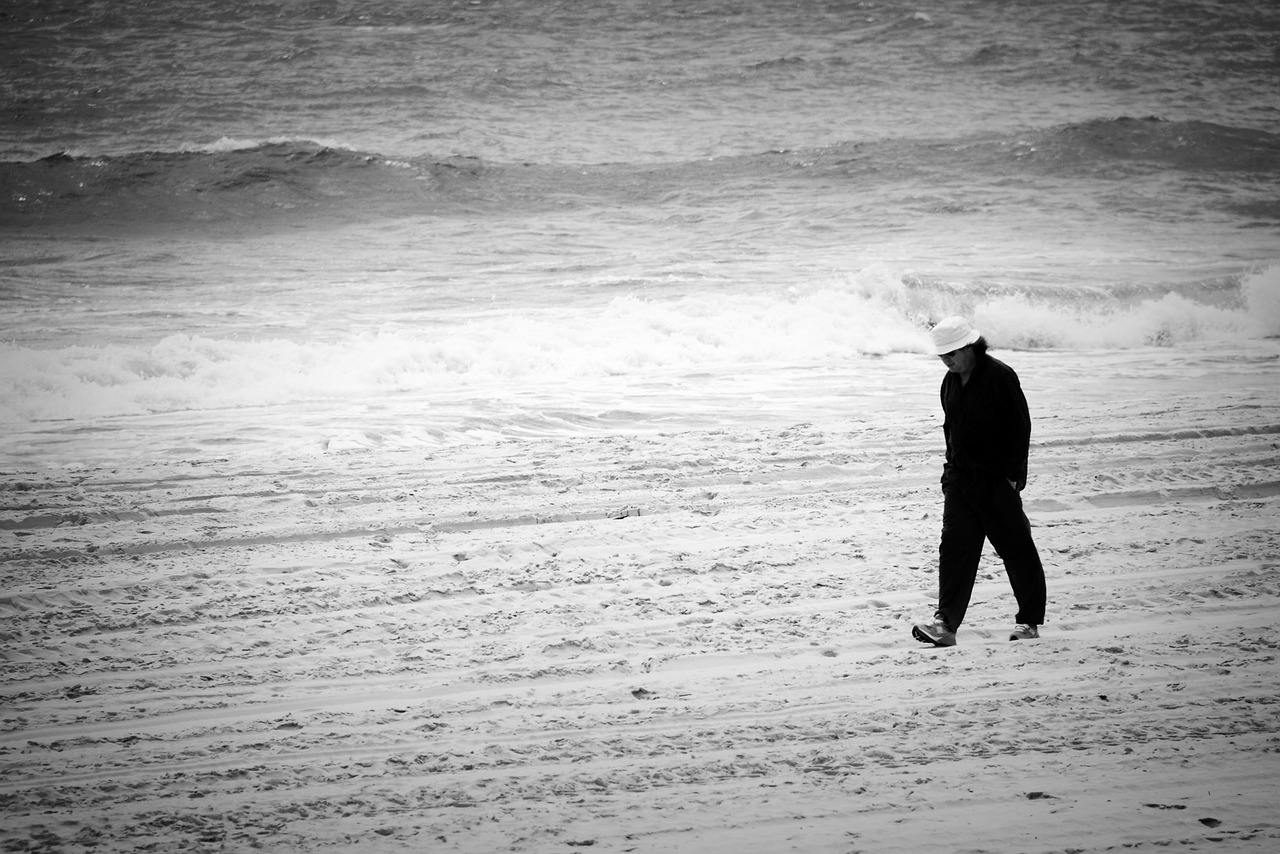 beach solitary grey free photo