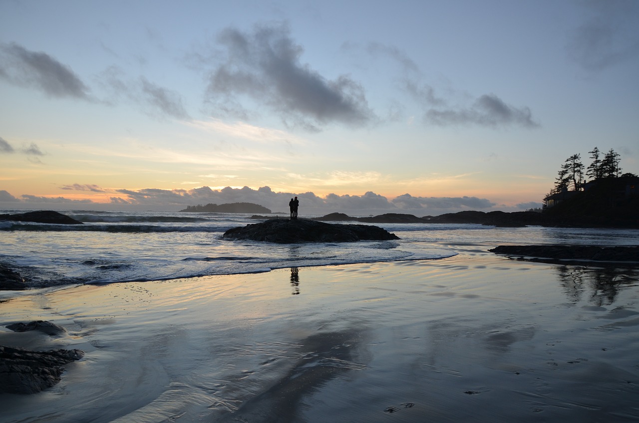 beach sunset love free photo