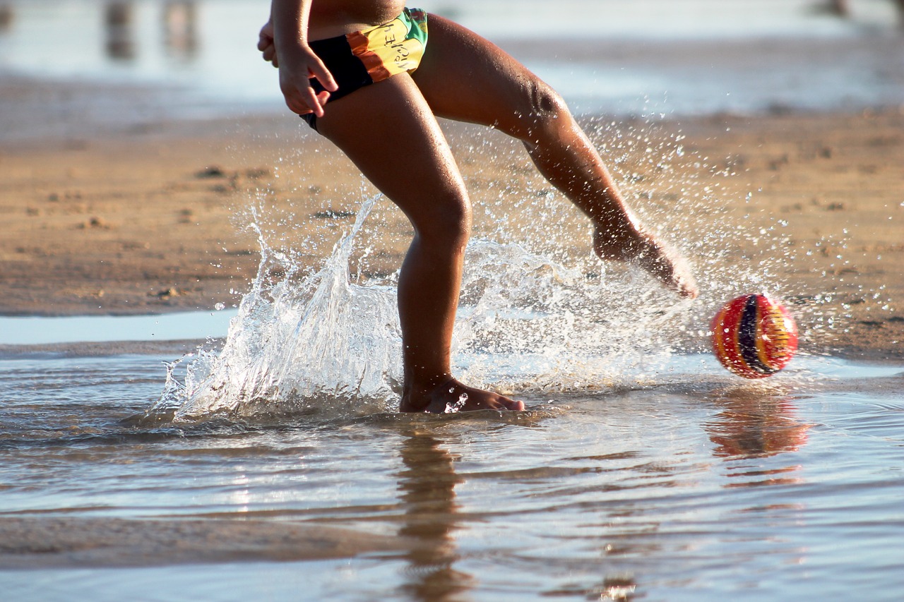 beach splash water free photo