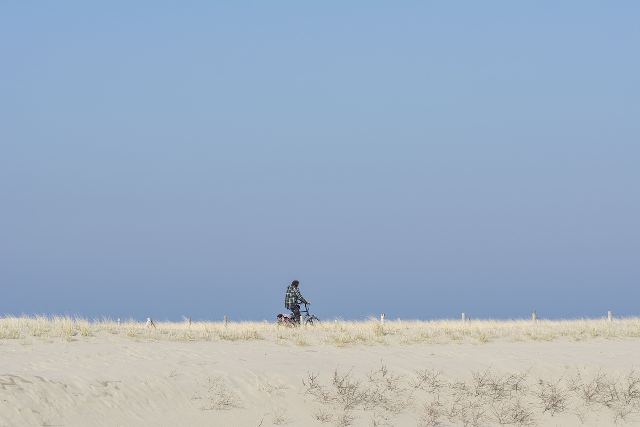 beach dunes cycling free photo