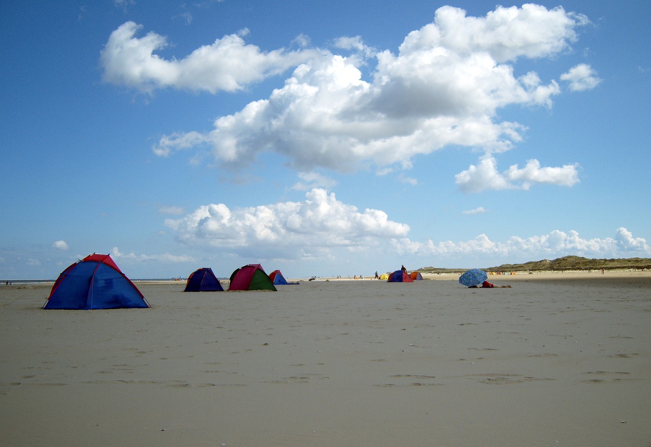 beach camping tent free photo