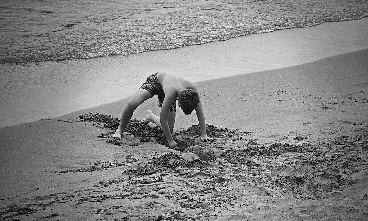 beach child games free photo