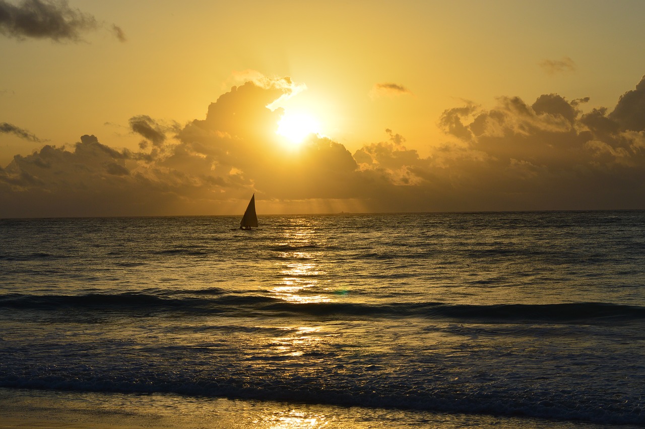 beach boat sunset free photo