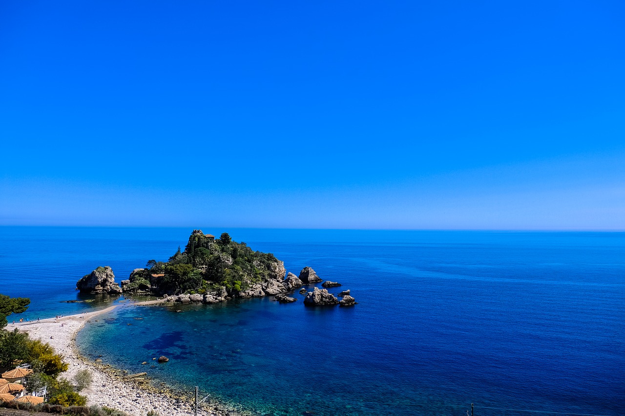 beach blue horizon free photo